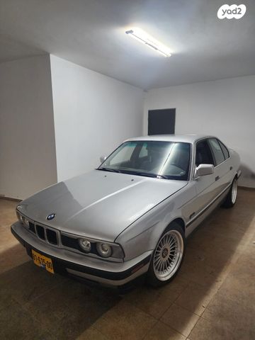 מודעת רכב ב מ וו