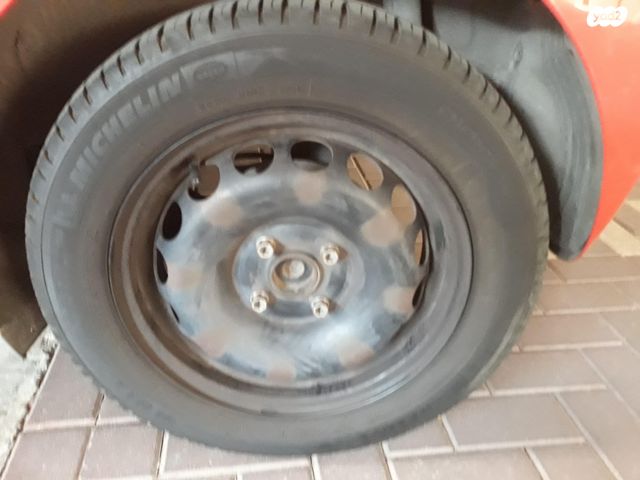 feedItemObj.data.row_1