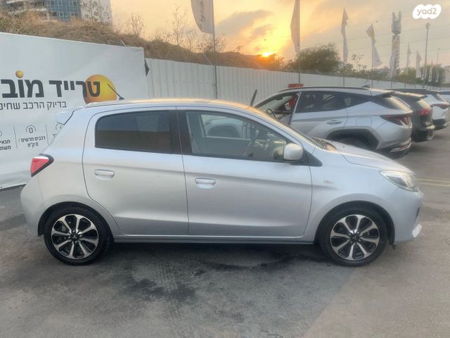 מיצובישי ספייס סטאר