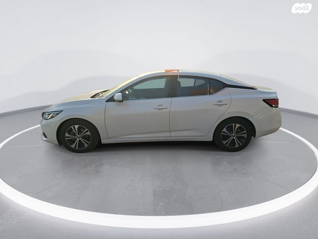 ניסאן סנטרה