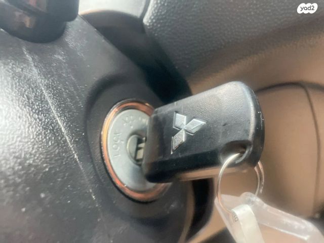 מיצובישי ספייס סטאר