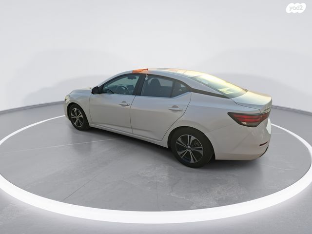 ניסאן סנטרה