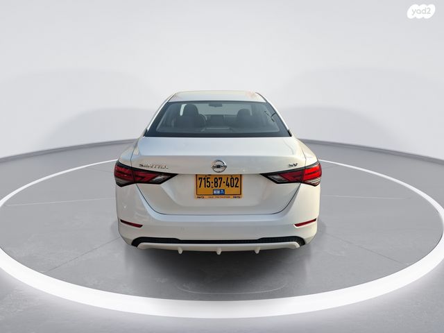 ניסאן סנטרה