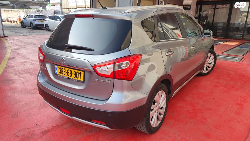 סוזוקי קרוסאובר