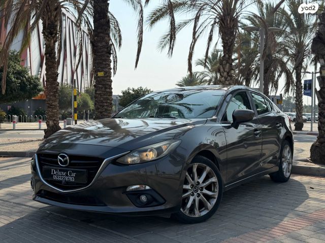 מודעת רכב מאזדה 3