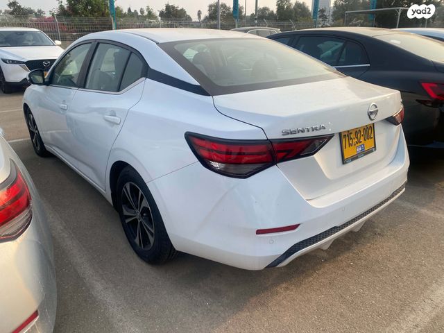 ניסאן סנטרה