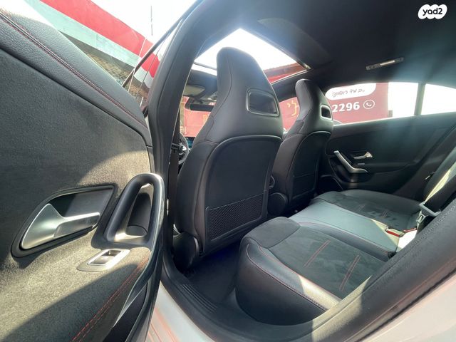 מרצדס-בנץ CLA