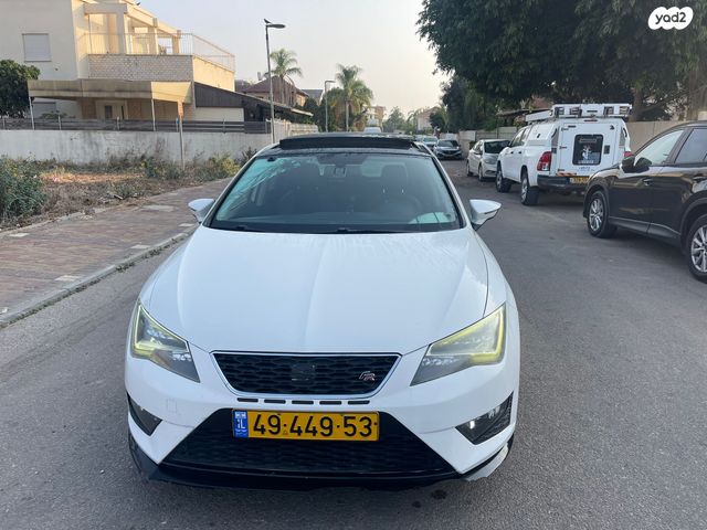 מודעת רכב סיאט לאון