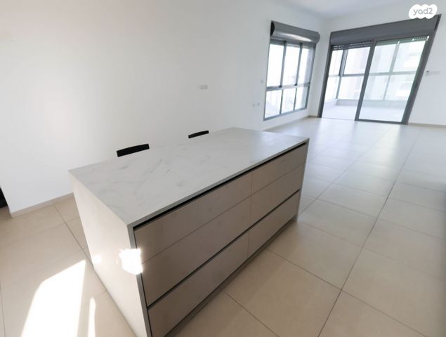 דירה, שדרות האגמים 13, אגמים, נתניה