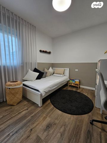 דירה, פרץ ברנשטיין 23, ברנע, אשקלון