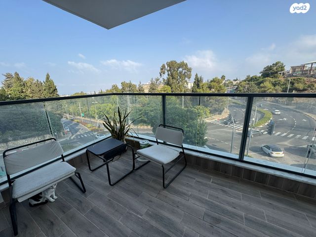 אינטרנשיונל 54