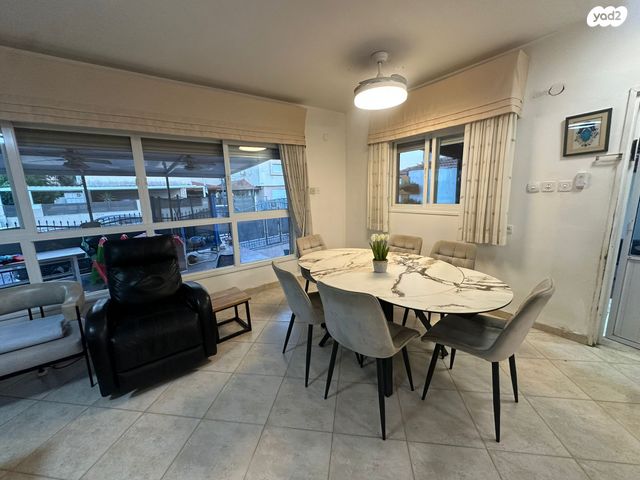 בית פרטי/ קוטג', הרב יהודה שטרית 5, בנה ביתך, עפולה