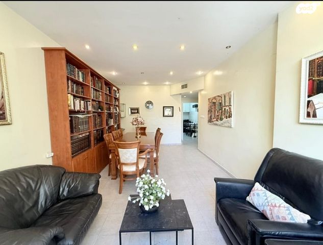 דירה, ירושלים 30, הר שלום, בני ברק