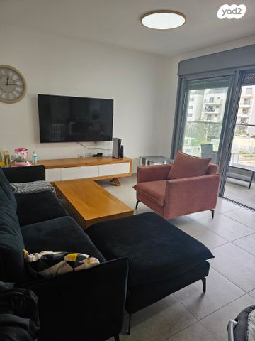 שרה אהרונסון 20