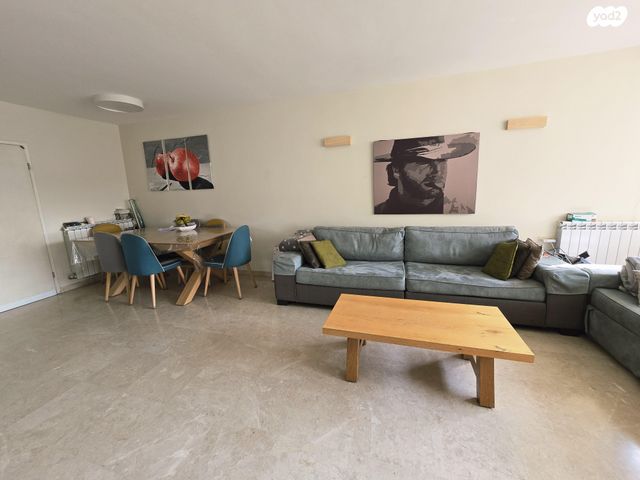 דירה, אליהו בית צורי 3, ארמון הנציב, תלפיות מזרח, ירושלים