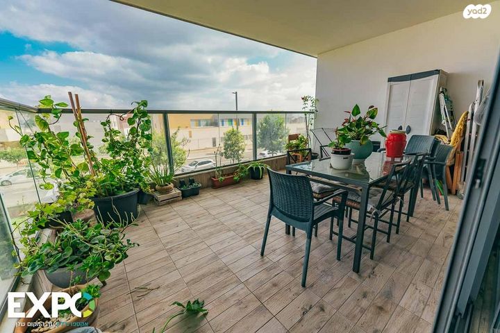 דירה, אהבת אדם 86, שרונה, כפר יונה