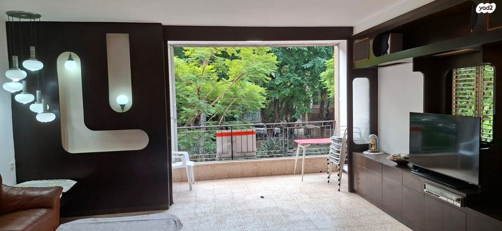 שדרות דוד המלך 15