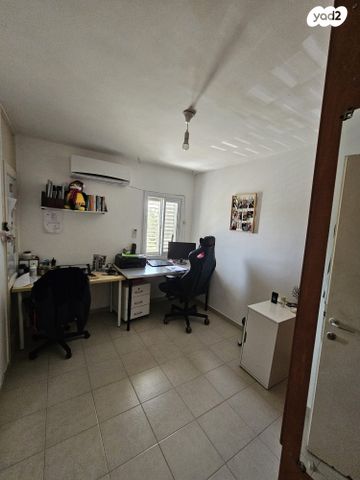 דירה, סמטת קדש 8, שכונה ד', באר שבע