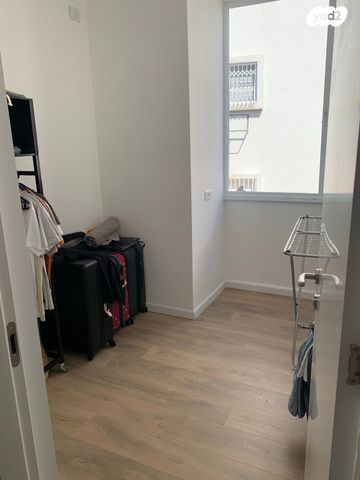 דירה, קרייתי 28, לב העיר, בת ים