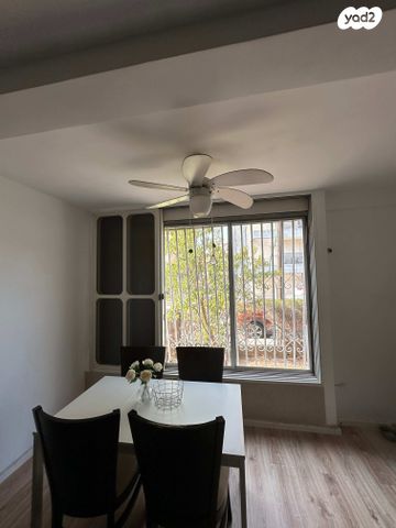 דירת גן, הכנסת 2, רסקו ב', חולון