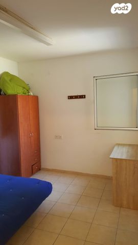 יחידת דיור, עמוס 18, בן דור, נשר