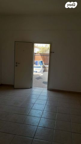 בית פרטי/ קוטג', חזית הדרום 9, מרמורק, רחובות