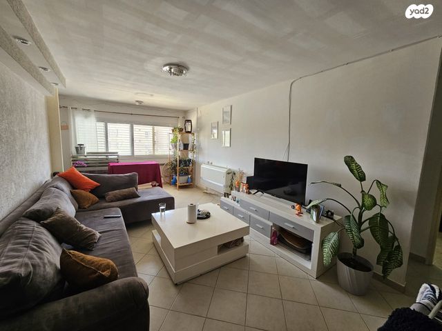 דירה, סמטת קדש 8, שכונה ד', באר שבע