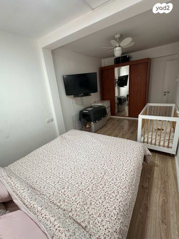 דירת גן, הכנסת 2, רסקו ב', חולון