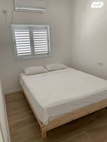 דירה, קרייתי 28, לב העיר, בת ים