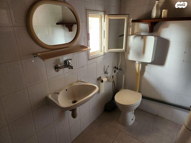 סטודיו/ לופט, עמיקם שמאי 49, ראש פינה, ראש פינה