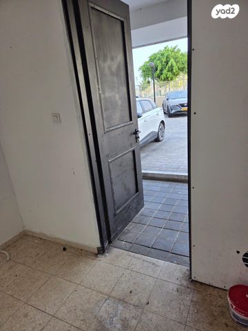 מחסן, אקסודוס 20, מרינה, אשדוד