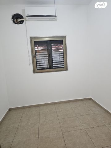 יחידת דיור, אמנון ותמר 11, קרית משה, רחובות