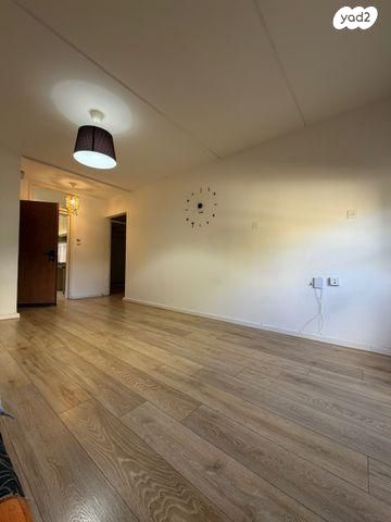 דירה, י.ל. פרץ 2, צור שלום, קרית ביאליק