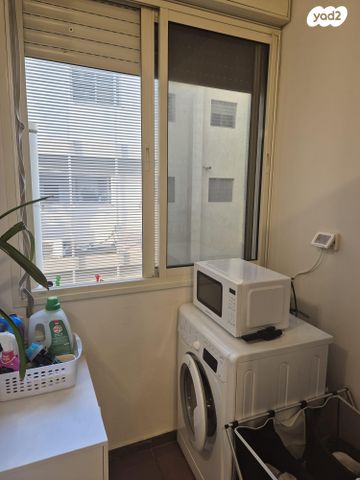 דירה, אהרון גולדשטיין 18, בורוכוב, גבעתיים