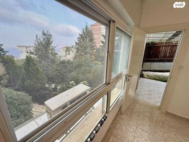 דירת גן, דרך הציונות 5, רובע ג', אריאל