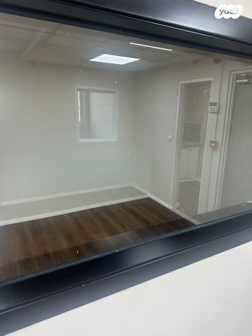 משרדים, החרושת 5, אזור תעשייה קרית אתגרים, רעננה