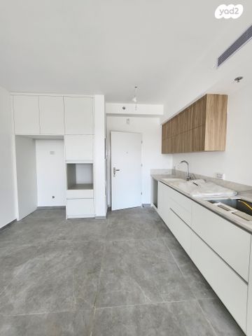 דירה, יסוד המעלה, שאר העיר, הוד השרון