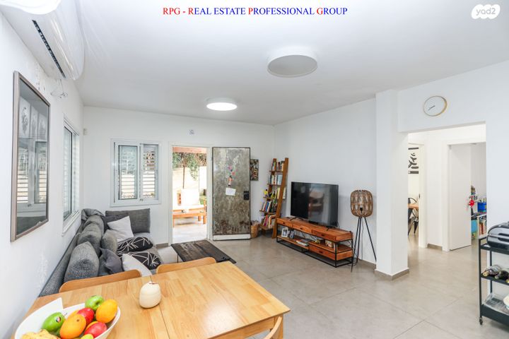 דו משפחתי, עטרות, רמת החייל, תל אביב יפו