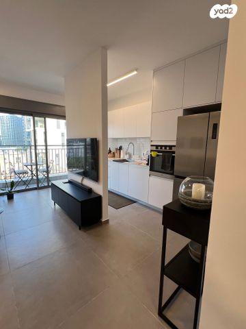 דירה, דב פרידמן, שכונת הראשונים, רמת גן