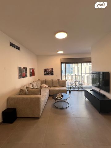 דירה, דב פרידמן, שכונת הראשונים, רמת גן