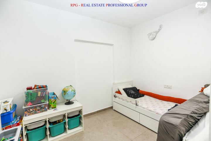 דו משפחתי, עטרות, רמת החייל, תל אביב יפו