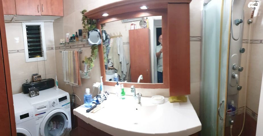 דירה, י.ל. פרץ, קרית ביאליק