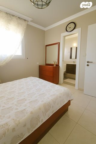 גג/ פנטהאוז, שדרות זלמן שז"ר, עין שרה, נהריה