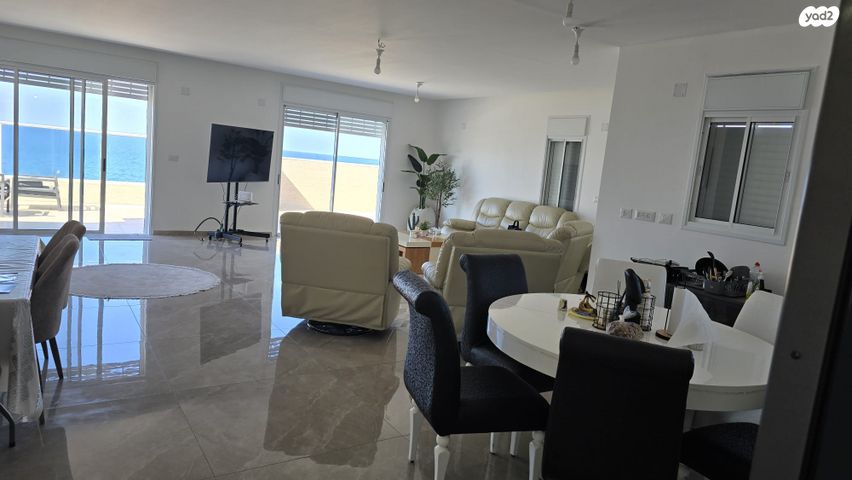 גג/ פנטהאוז, נחום סוקולוב, עיר, מרכז העיר, נהריה