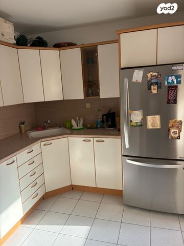 דירה, הרב פנחס קהתי 12, גבעת שאול, ירושלים