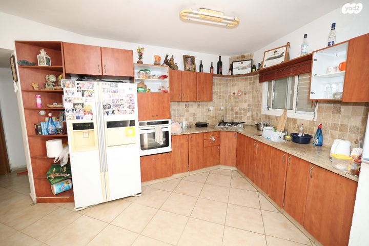 דירת גן, פרופסור אברהם אמיר, רמות, באר שבע