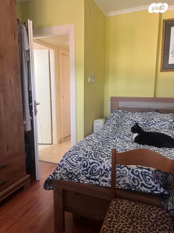 דירה, שדרות מנחם בגין 15, נווה דקלים, אשקלון