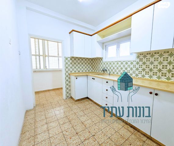 דירה, שדרות בנימין, מרכז העיר דרום, נתניה