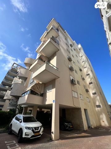 דירה, נתניה