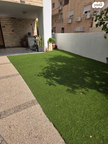 ד"ר גרשון ציפר 